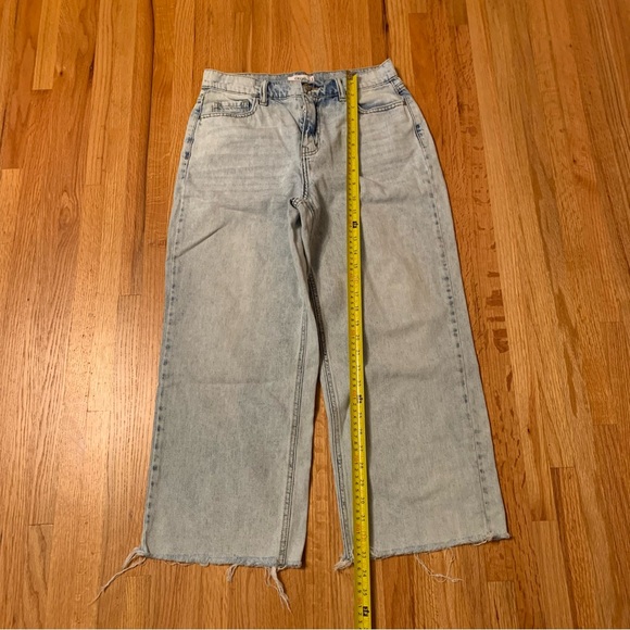 Cello Size 5 Wide Leg High Waisted Cropped Jeans Light Wash - Picture 2 of 6